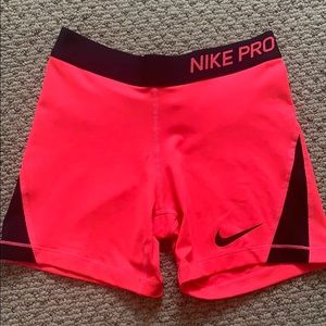 HOT PINK NIKE PROS